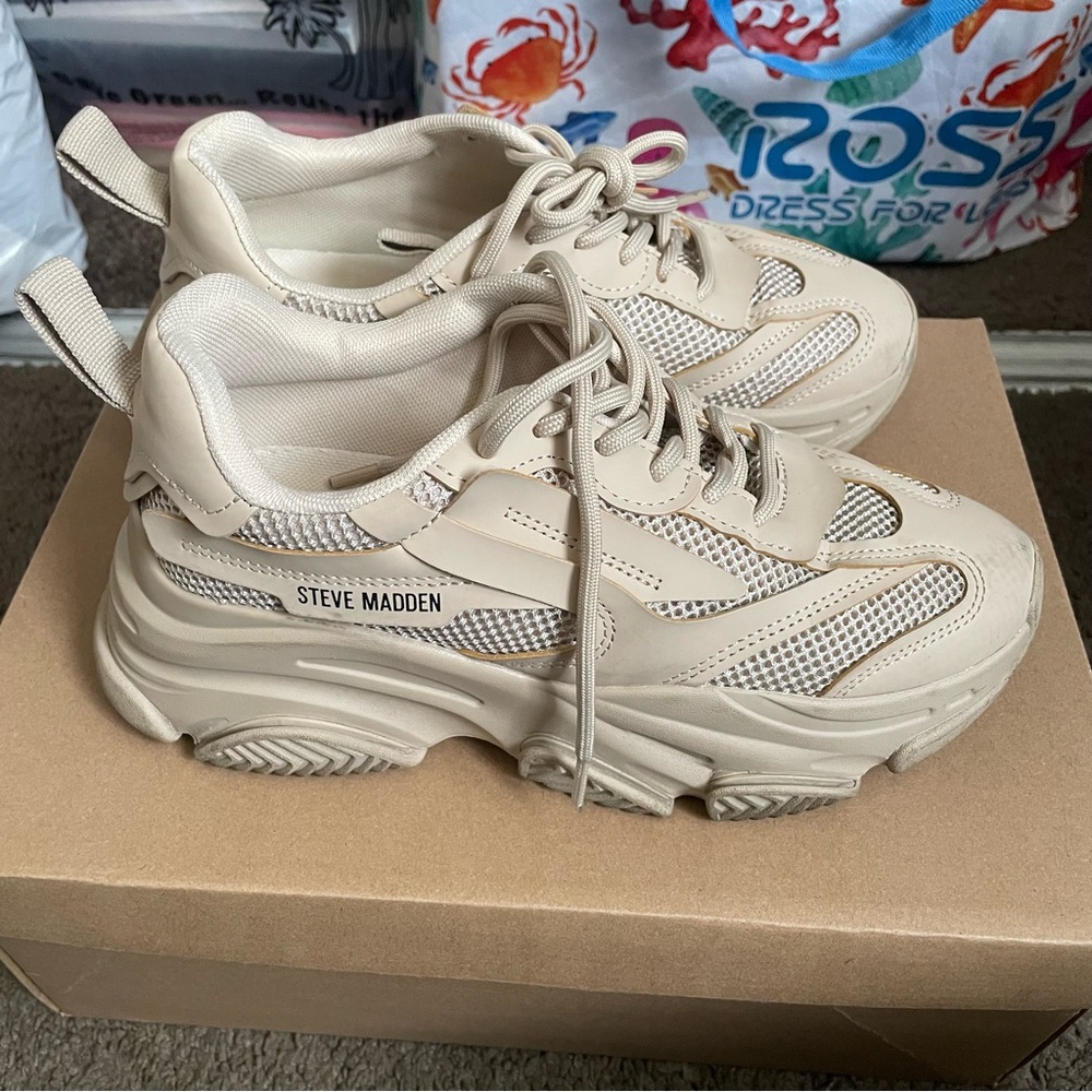 Steve Madden Cream Sneakers